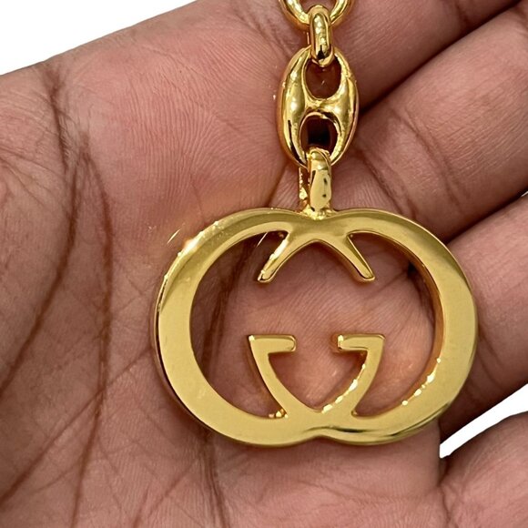 GUCCI: GG Logo Gold Tone Key Chain #3541554 - Picture 4 of 7